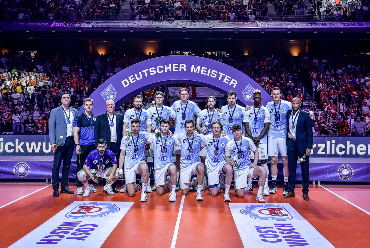 VfB Friedrichshafen wird in ERIMA Deutscher Vize-Meister